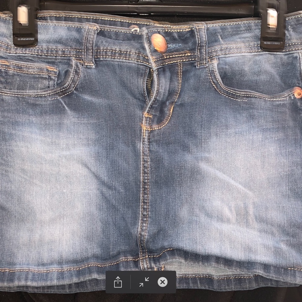 AEROPOSTALE JEAN MINI SKIRT SIZE 0